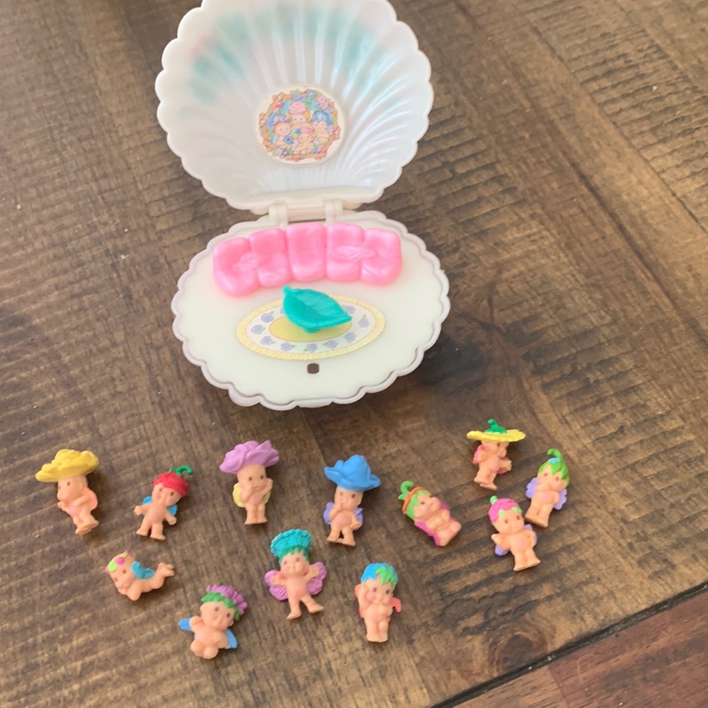 Mini fairy play set